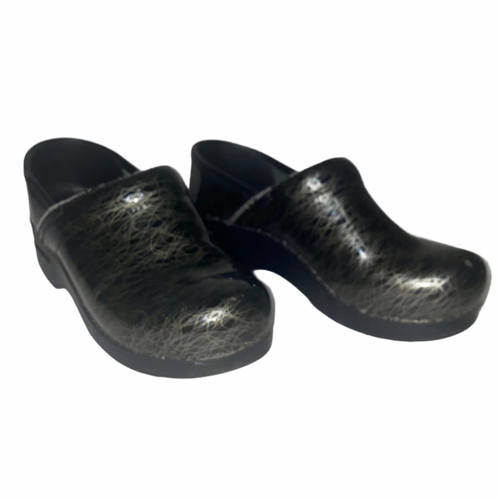 Dansko Professional Patent Leather Scribble Clogs